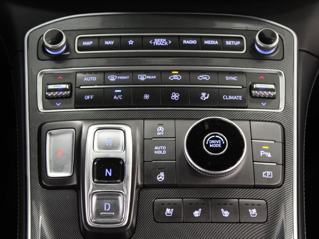 Used 2021 Hyundai Santa Fe Limited FWD image 30