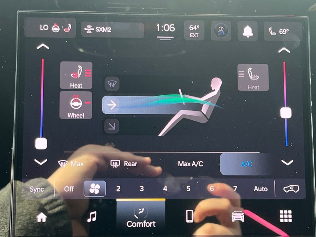 New 2025 Jeep Grand Cherokee Laredo X w/ Luxury Tech Group I image 10