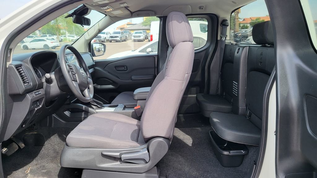 Used 2024 Nissan Frontier S w/ S Utility Package image 29