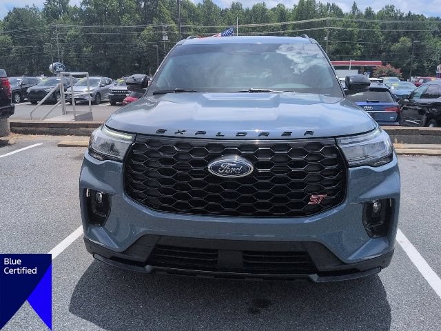 Certified 2025 Ford Explorer ST AWD/4WD image 3