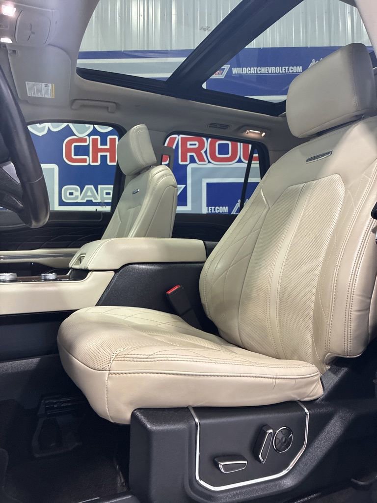 Used 2019 Ford Expedition Platinum AWD/4WD image 13
