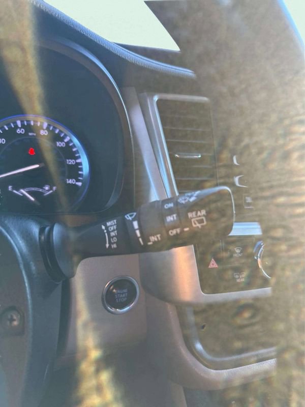 Used 2014 Toyota Highlander Limited w/ Driver Technology Package image 29