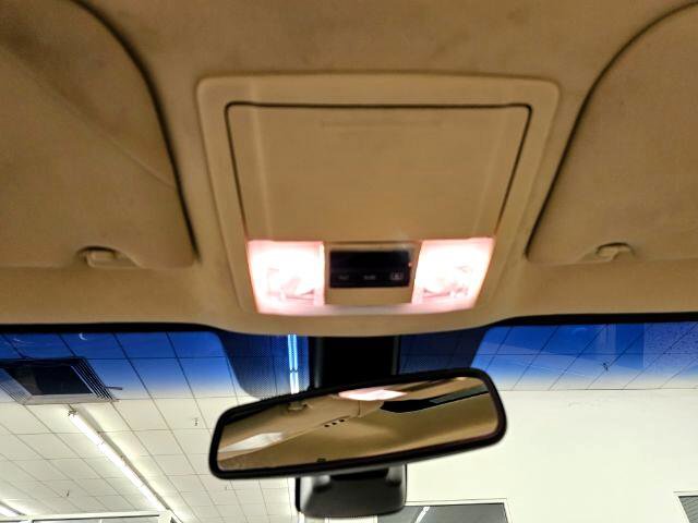 Used 2014 Lincoln MKS AWD w/ Equipment Group 101A image 25