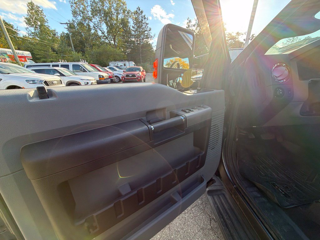 Used 2016 Ford F250 XLT w/ FX4 Off-Road Package AWD/4WD image 12
