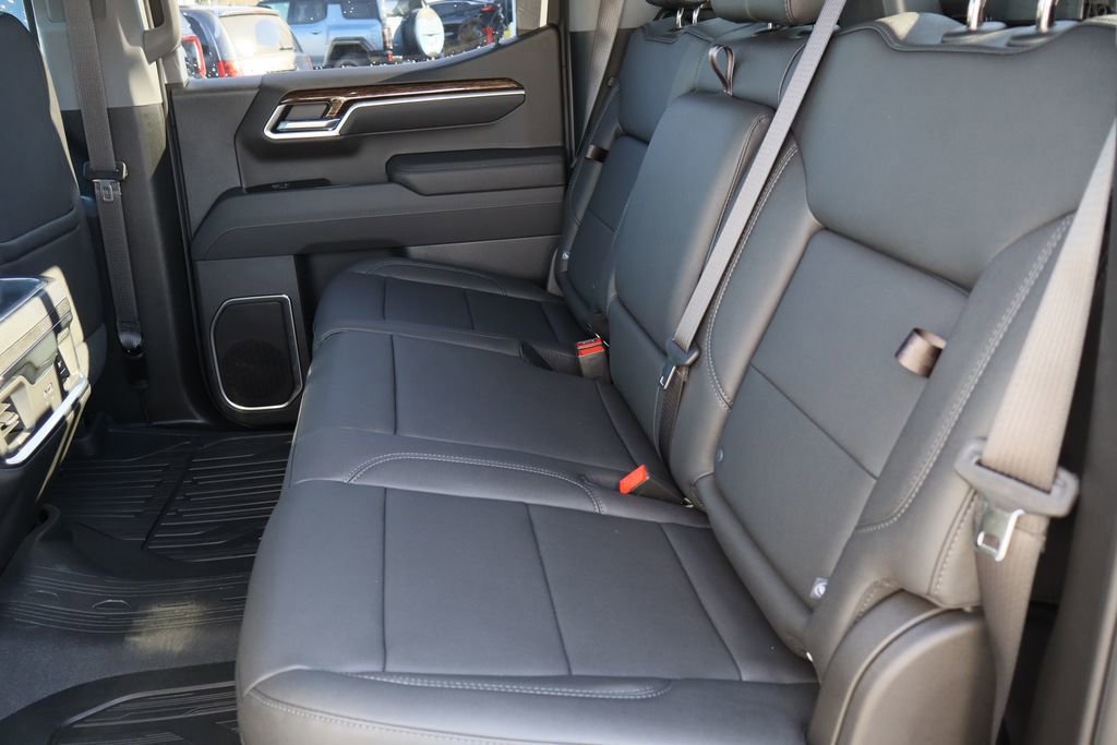 New 2026 GMC Sierra 1500 Elevation w/ Elevation Premium Package image 18