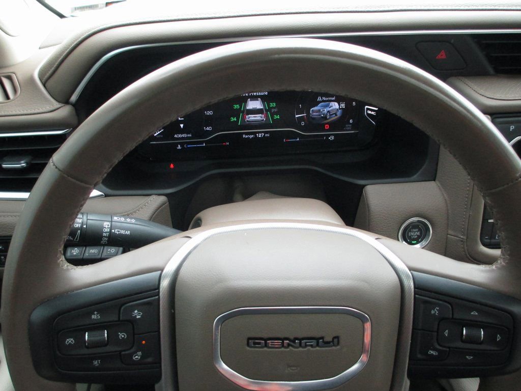 Used 2023 GMC Yukon XL Denali w/ LPO, Floor Liner Package image 33