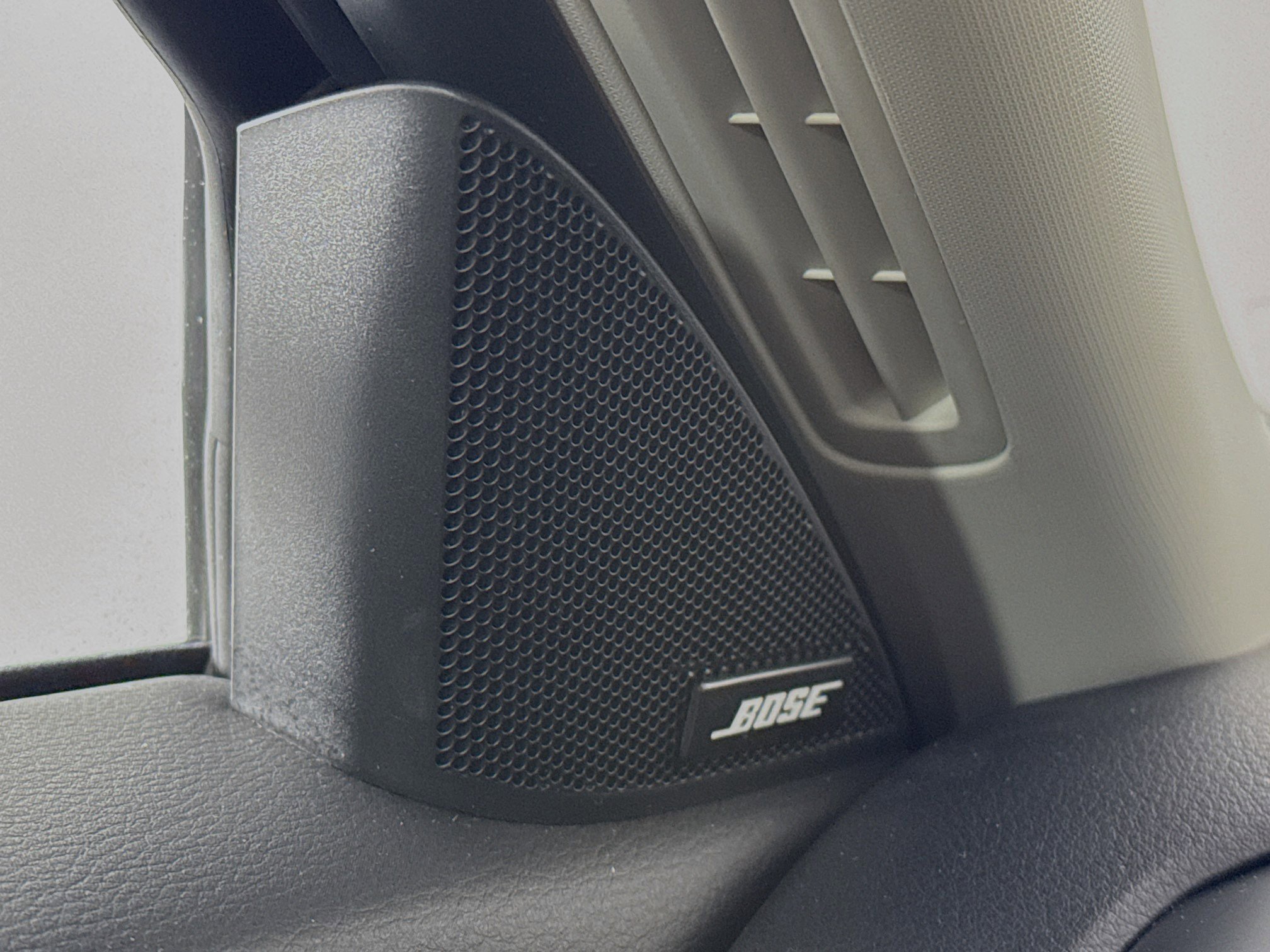 Used 2023 MAZDA CX-50 AWD 2.5 S w/ Cargo Package image 19