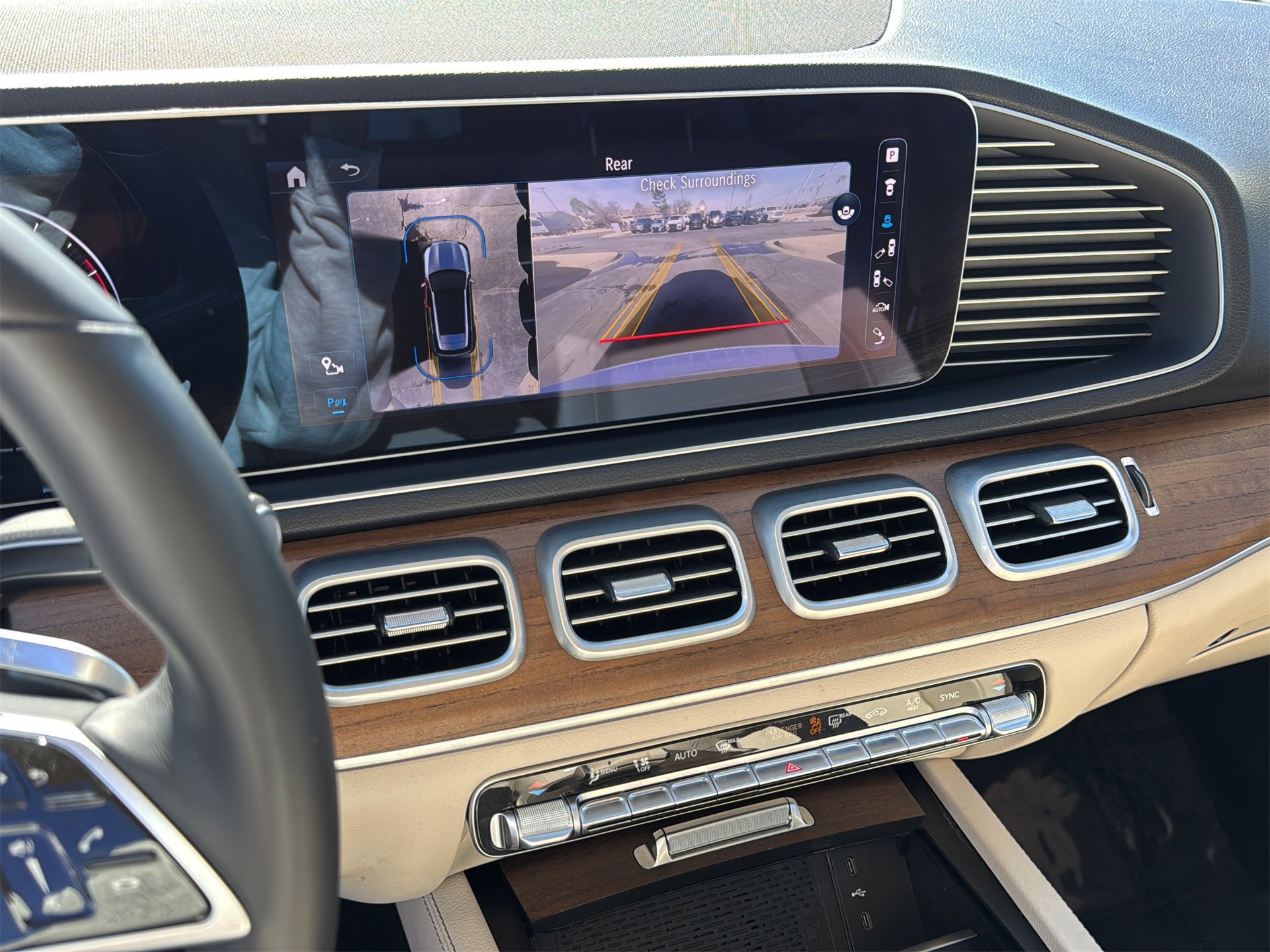 Certified 2024 Mercedes-Benz GLE 450 4MATIC image 18