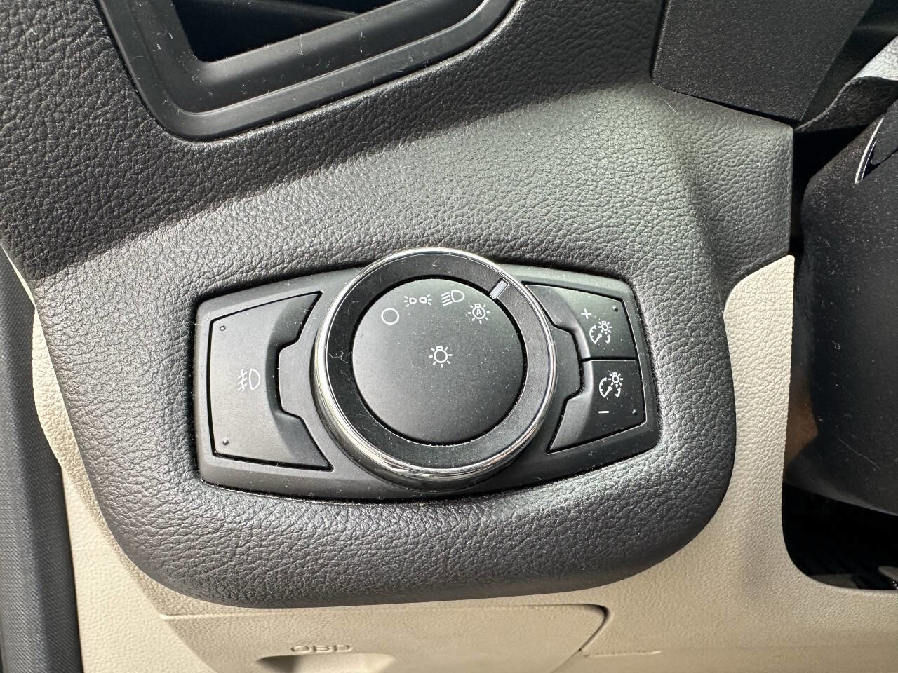 Used 2014 Ford Escape SE w/ Equipment Group 201A image 16