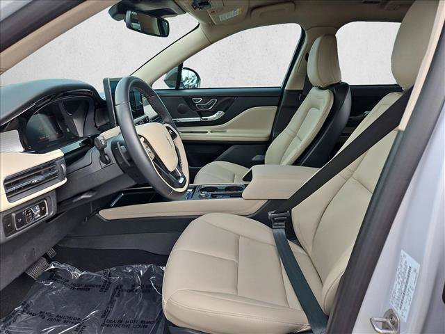 Used 2026 Lincoln Corsair Premiere FWD image 22