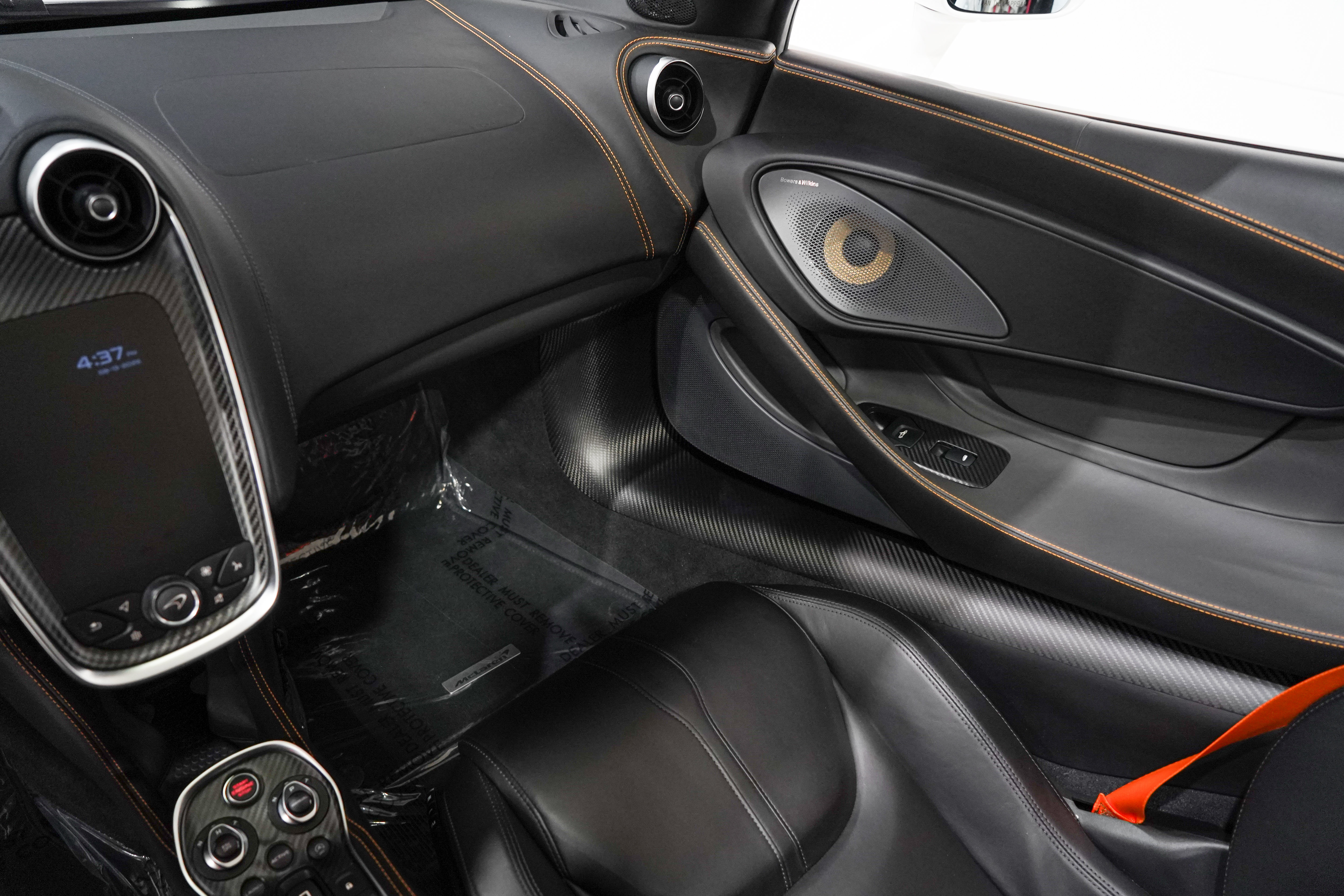 Used 2020 McLaren 600LT Spider RWD image 15