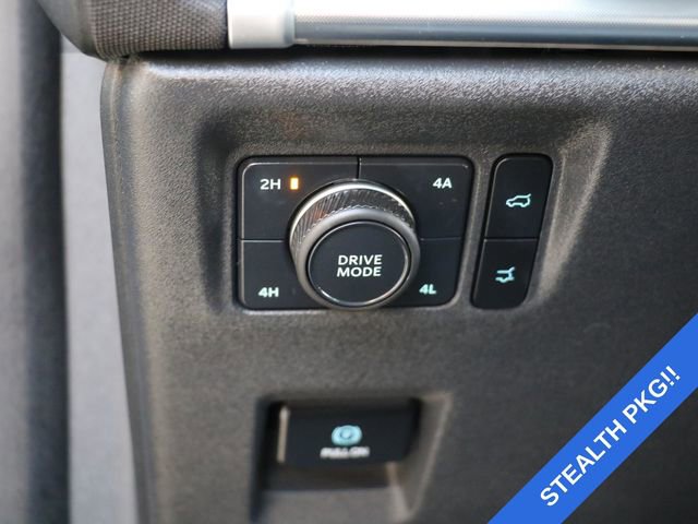 Used 2025 Ford Expedition Platinum w/ Stealth Appearance Package AWD/4WD image 30