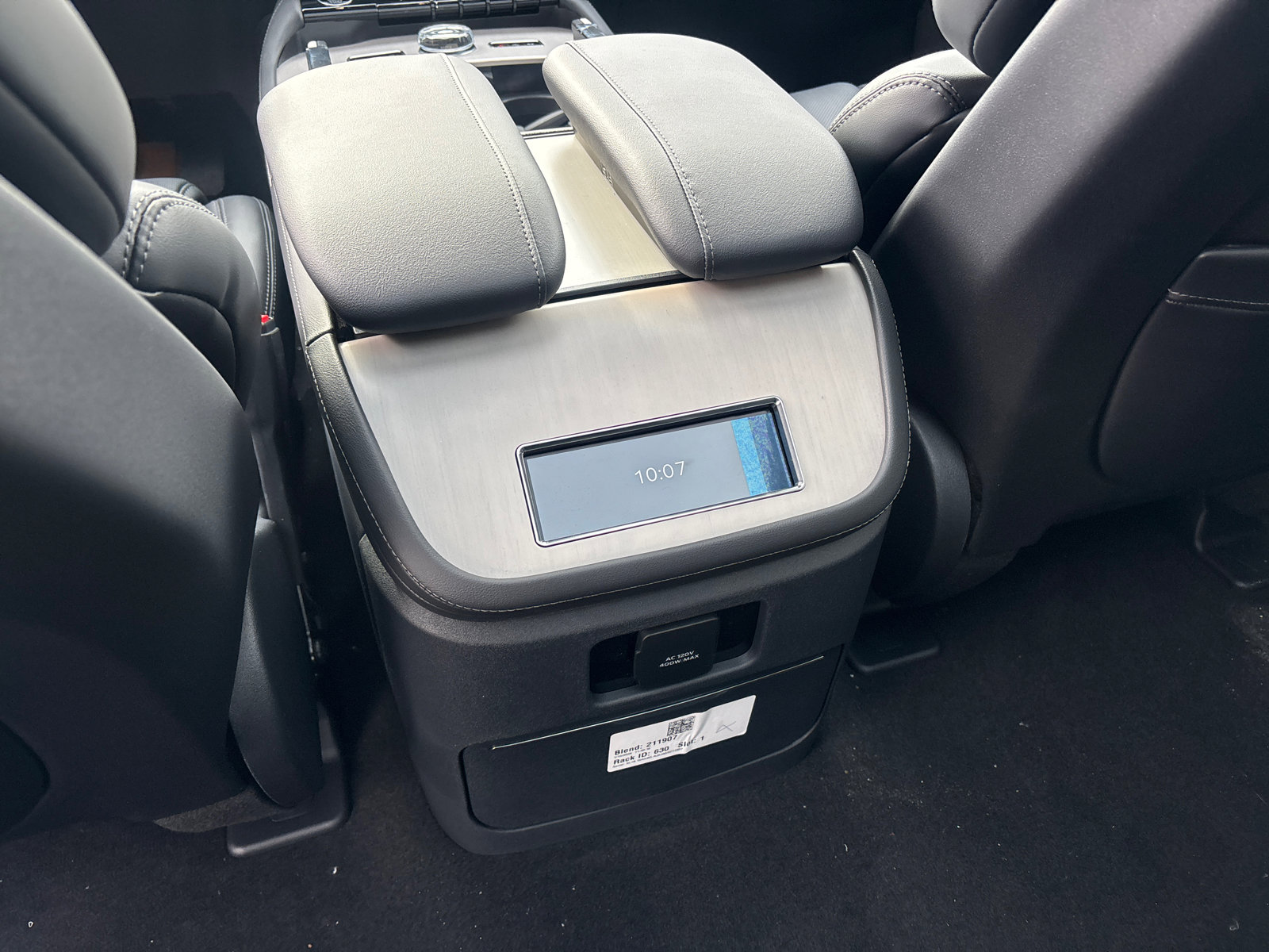 New 2026 Lincoln Navigator Reserve w/ Jet Appearance Package image 32