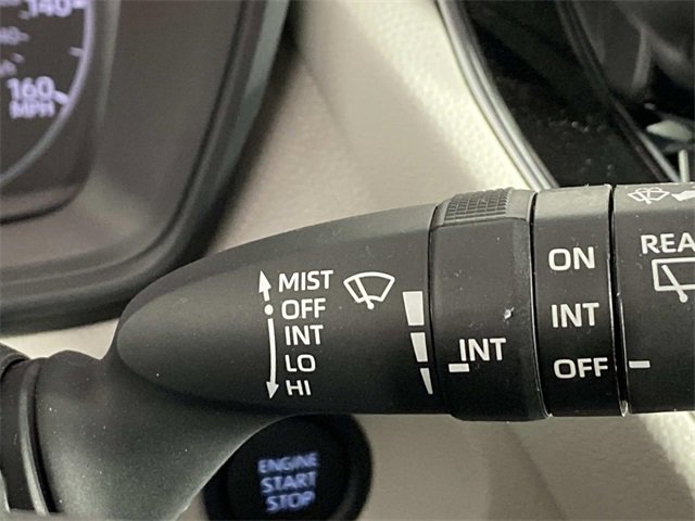 Used 2025 Toyota Corolla Cross LE image 19