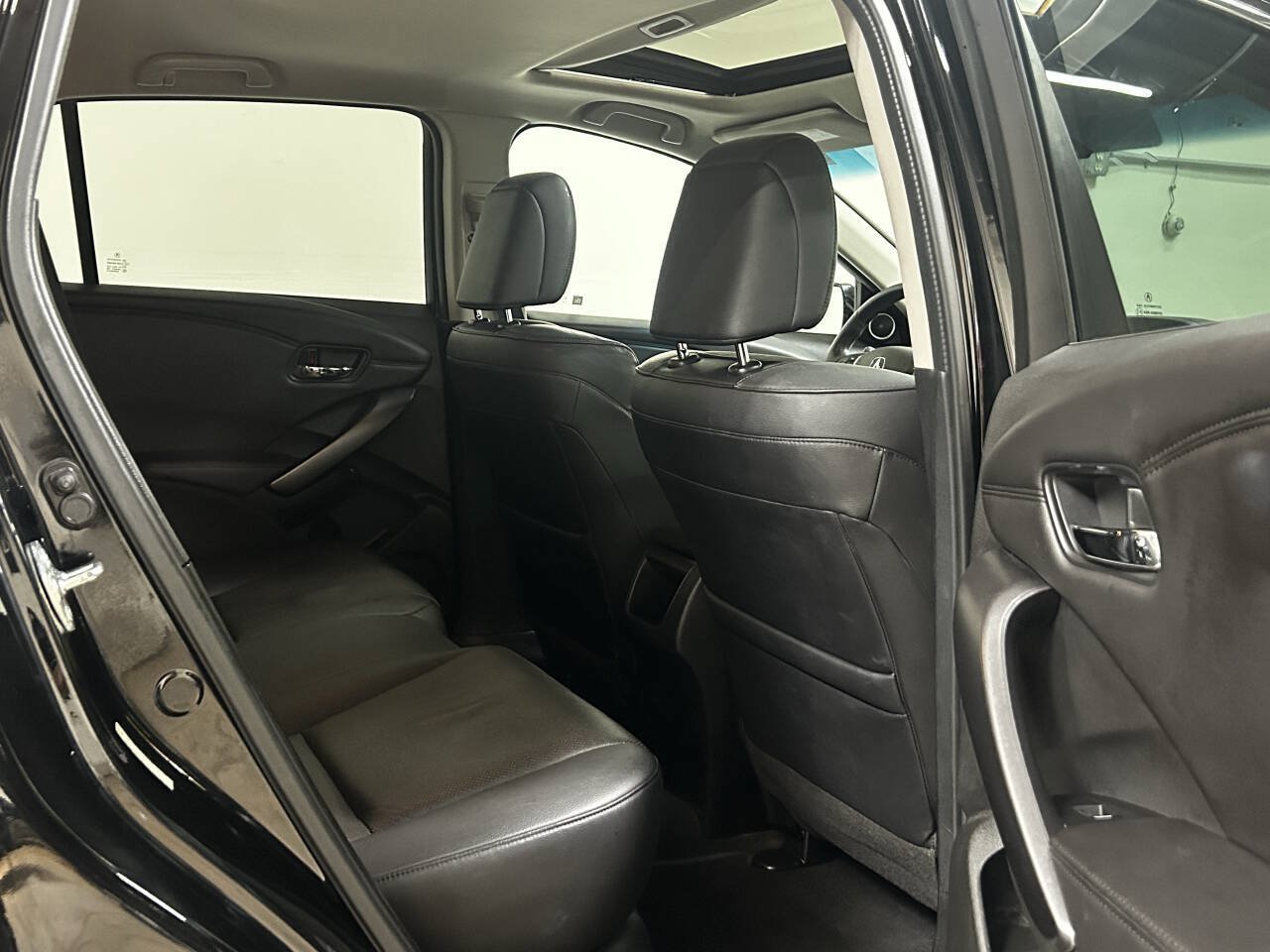 Used 2014 Acura RDX AWD image 29