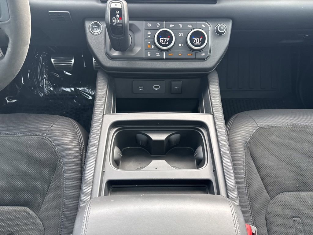 Used 2022 Land Rover Defender 110 V8 image 29