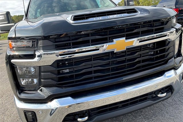 New 2025 Chevrolet Silverado 2500 LT image 16