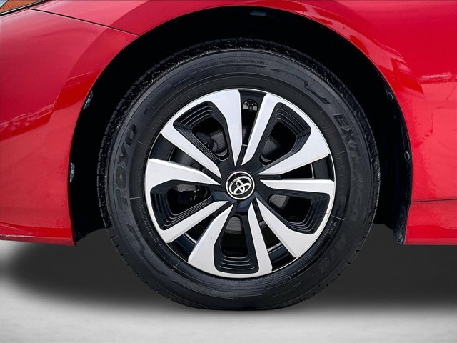 Used 2017 Toyota Prius Prime Premium FWD image 10