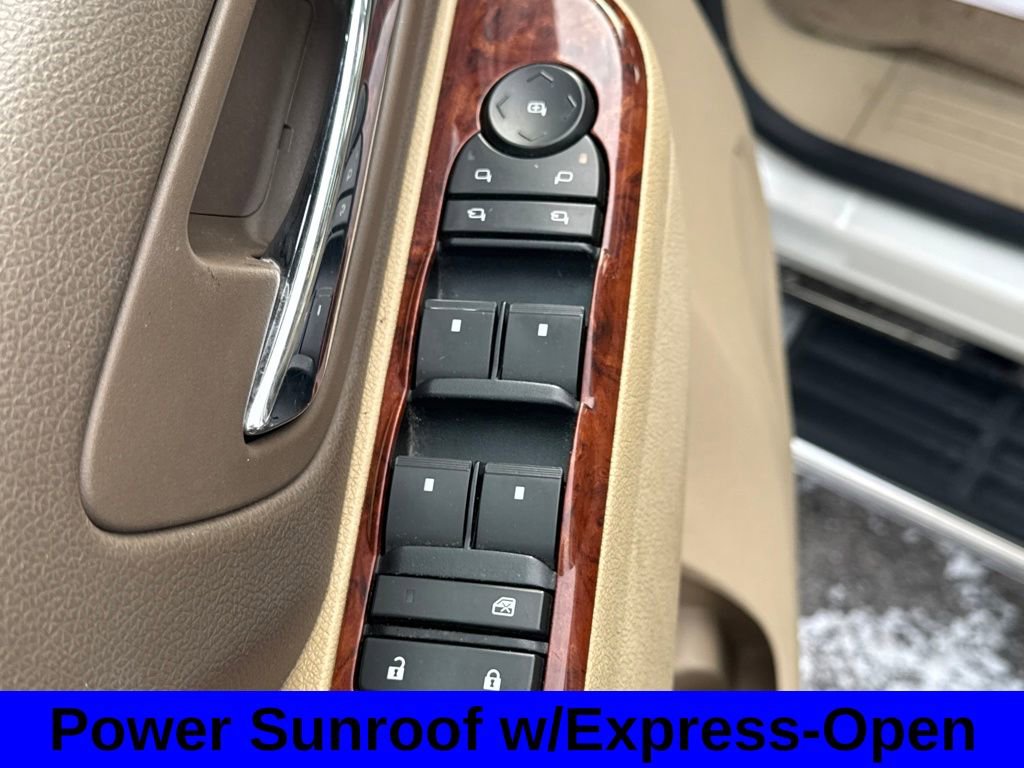 Used 2010 Chevrolet Silverado 1500 LTZ w/ White Diamond Tricoat Edition image 27