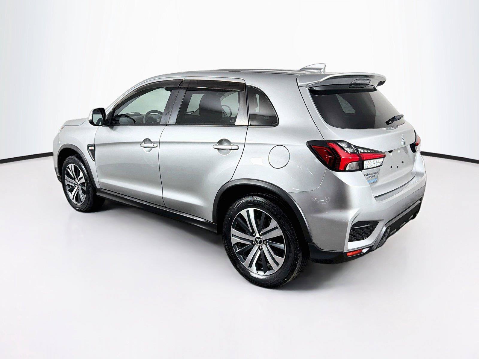Used 2022 Mitsubishi Outlander Sport ES AWD/4WD image 9