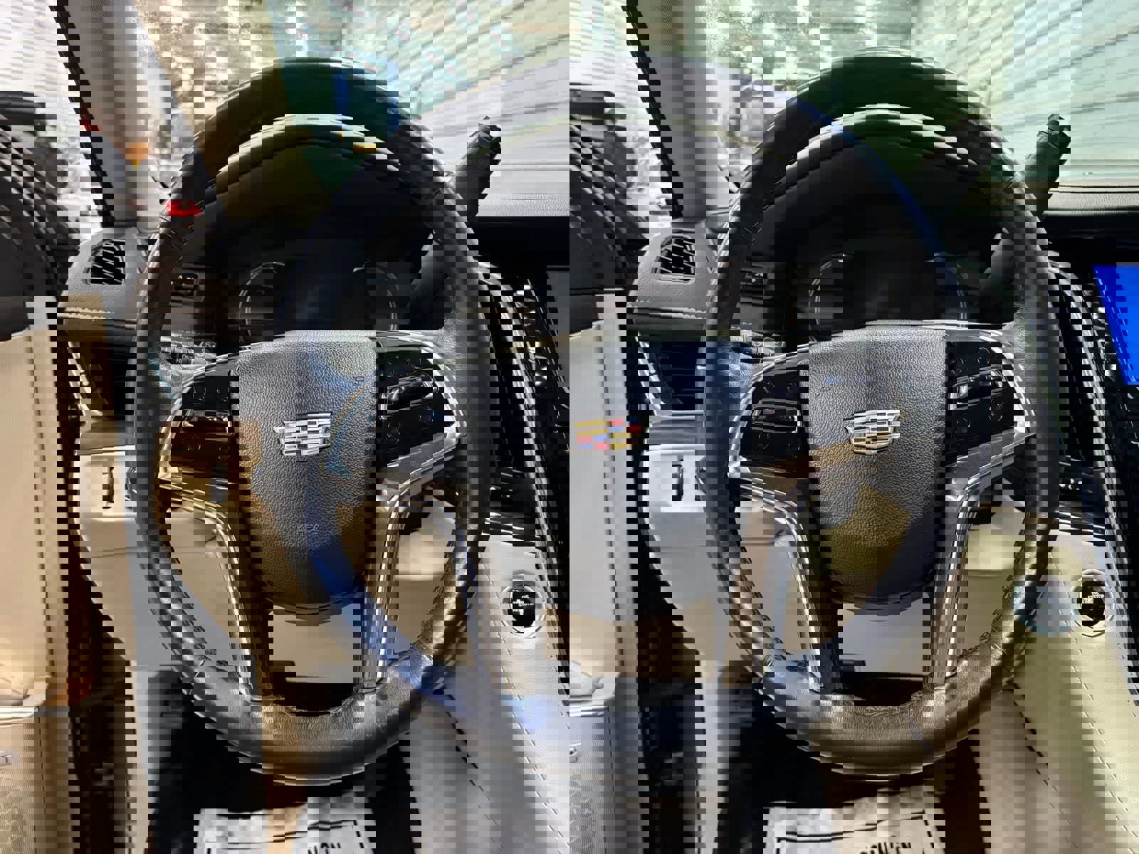 Used 2020 Cadillac Escalade ESV Luxury w/ Escalade Sport Edition image 12