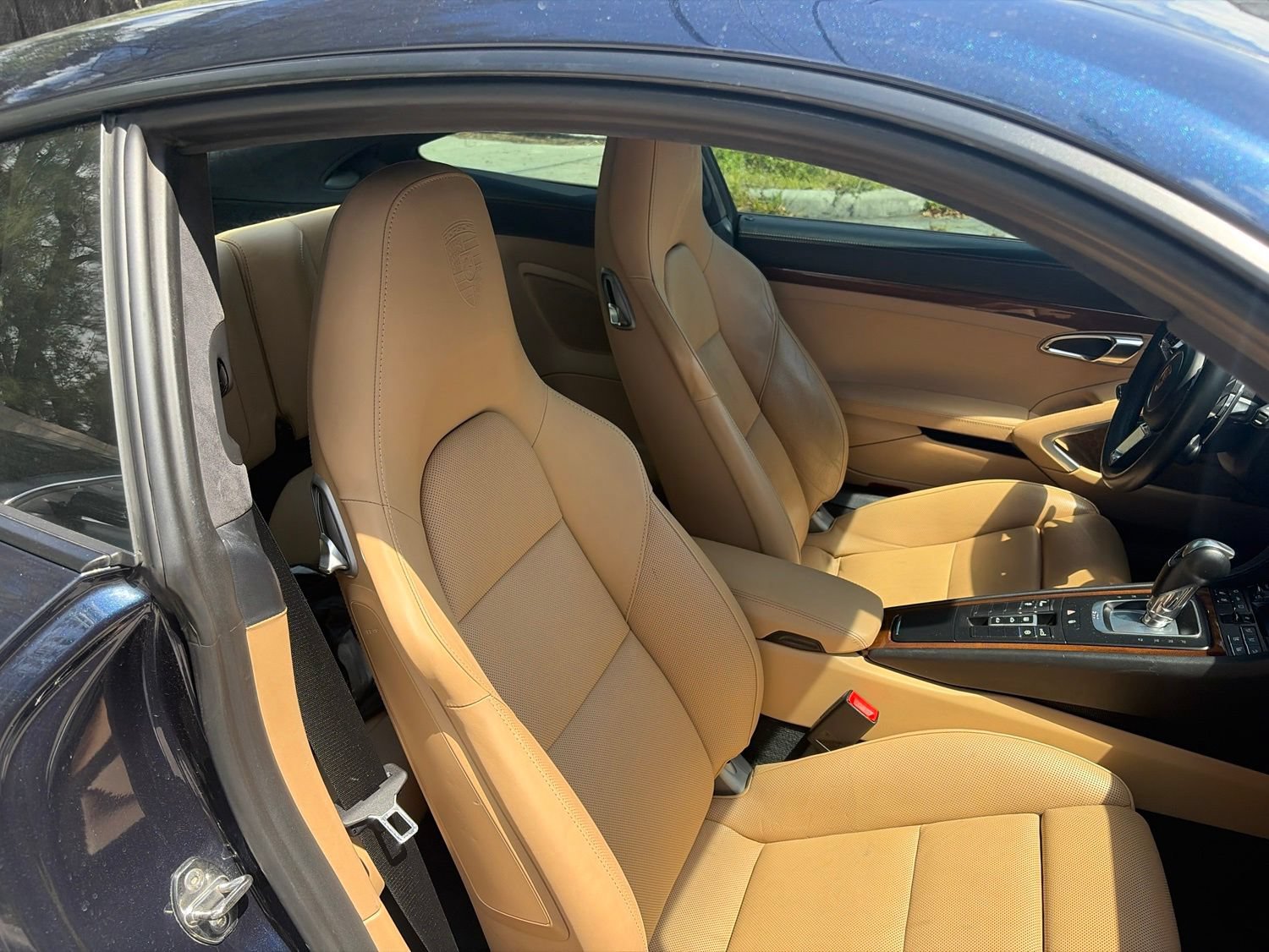 Used 2018 Porsche 911 Turbo S AWD/4WD image 9