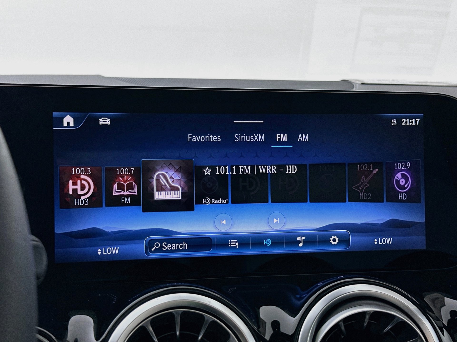 New 2026 Mercedes-Benz GLA 250 image 16