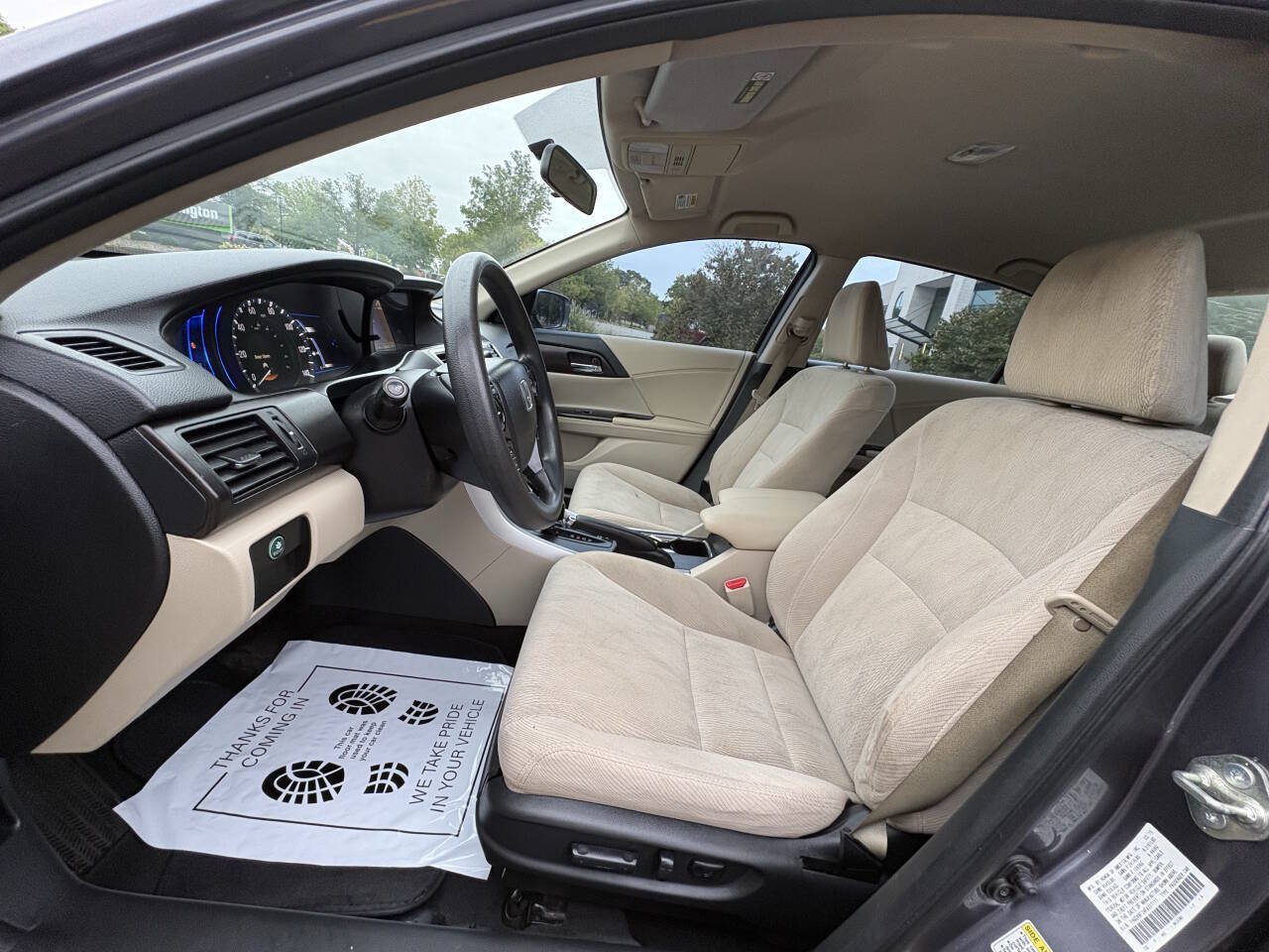 Used 2015 Honda Accord Hybrid Sedan image 20