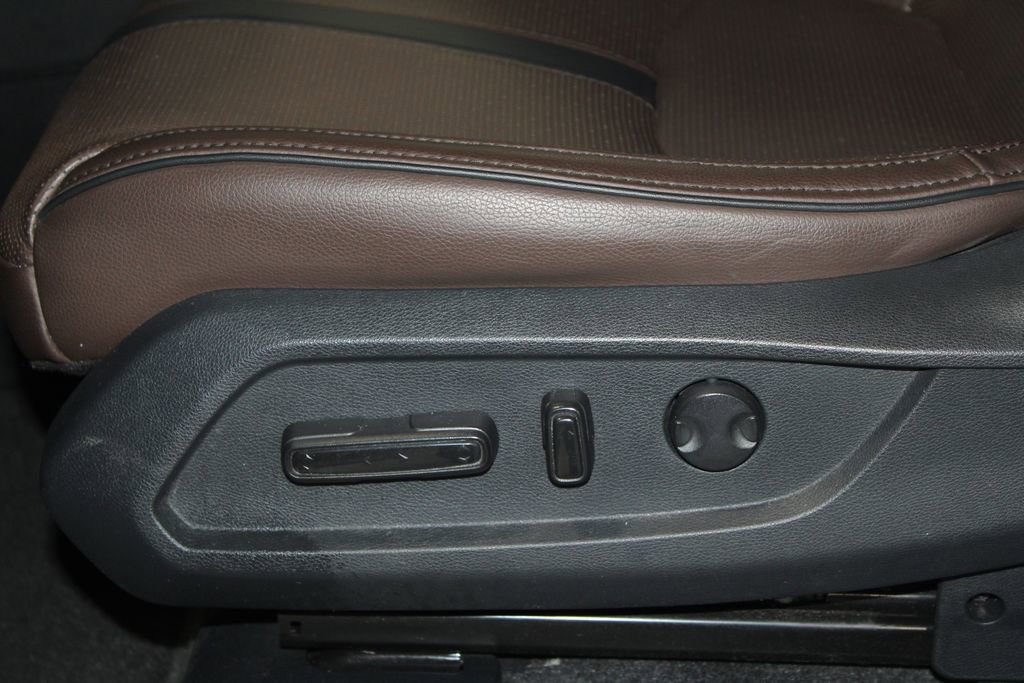 Used 2024 Honda Pilot Elite image 14