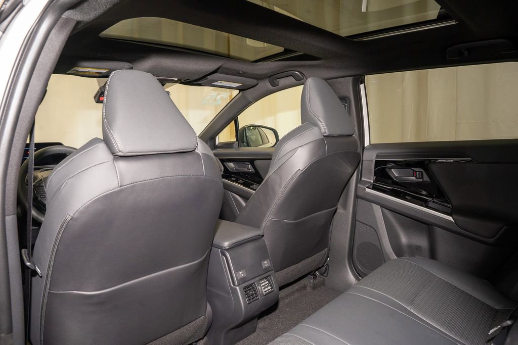 Used 2025 Toyota bZ4X AWD image 10