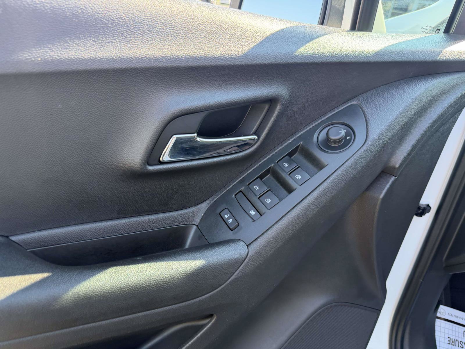 Certified 2020 Chevrolet Trax LT FWD image 18