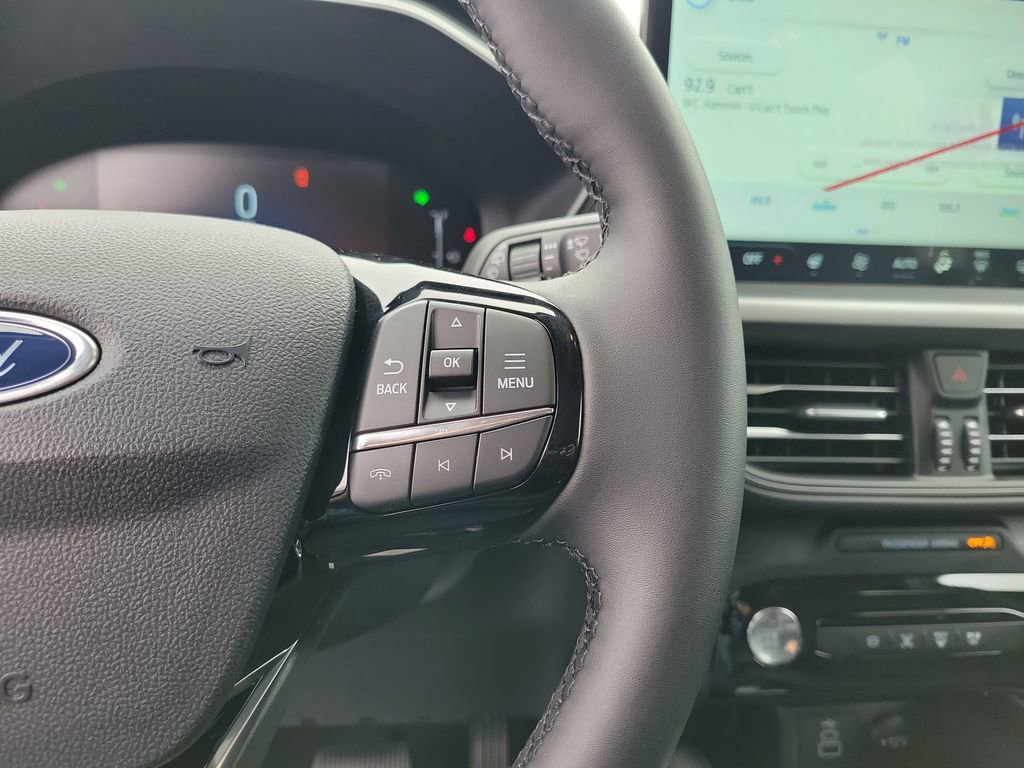 New 2026 Ford Escape SE image 24