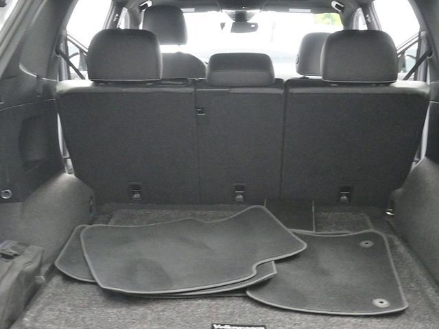 Used 2023 Volkswagen Tiguan SE R-Line AWD/4WD image 13