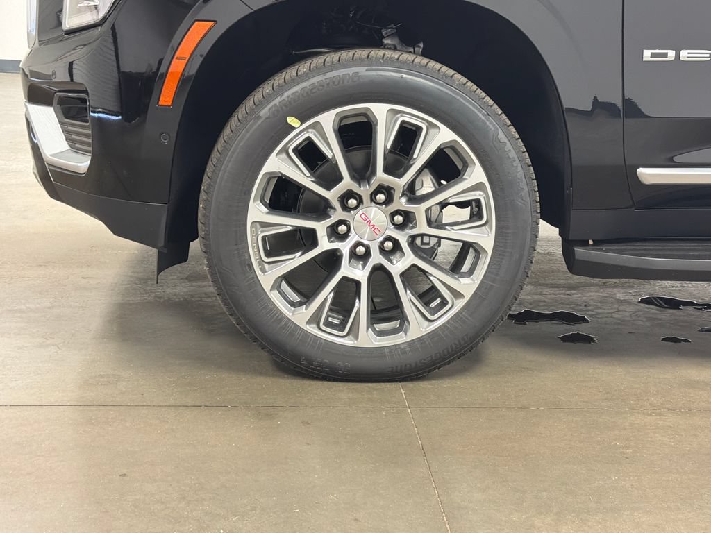 New 2026 GMC Yukon XL Denali w/ Advanced Technology Package AWD/4WD image 10