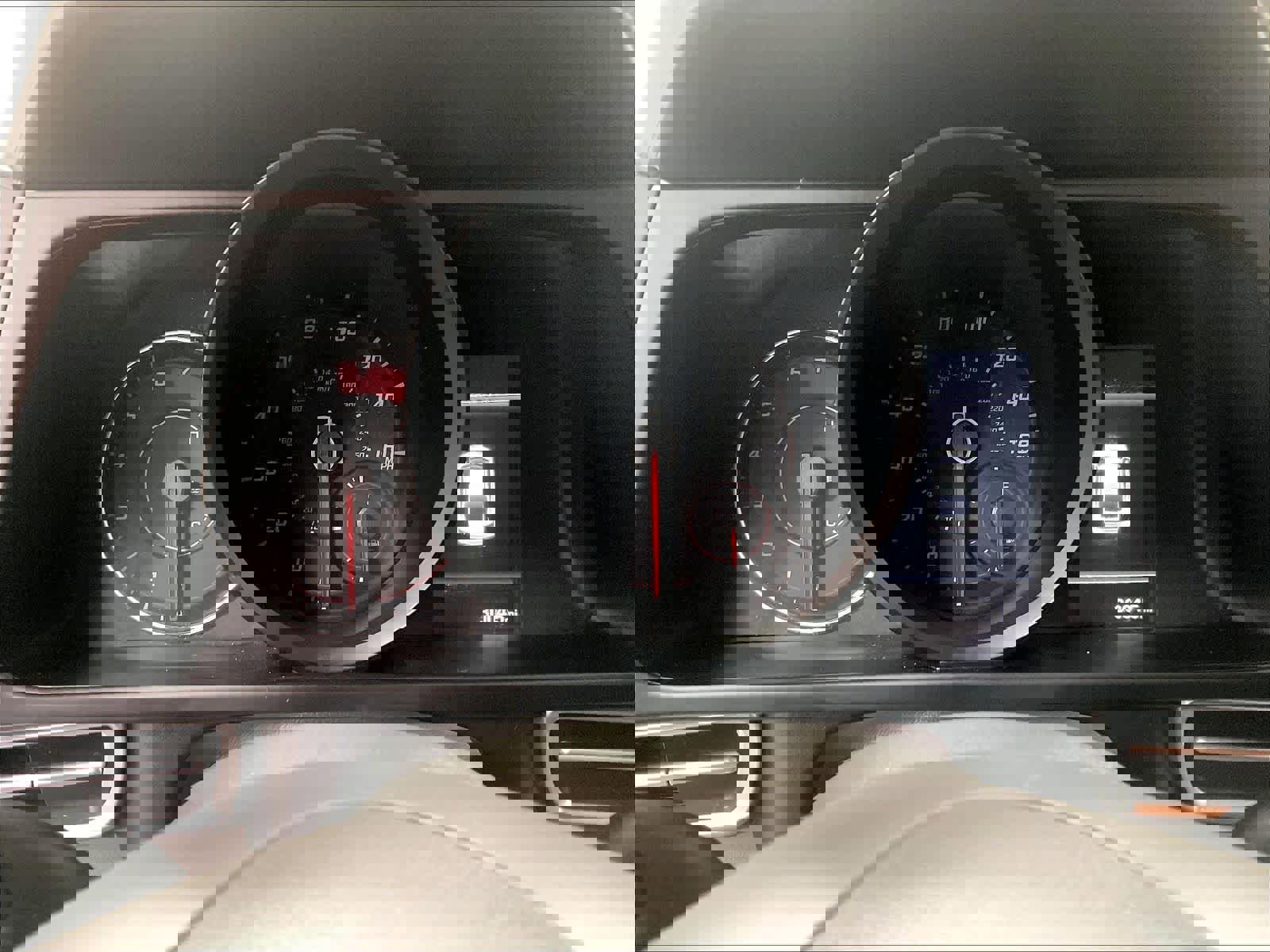 Used 2021 Hyundai Elantra SEL image 24