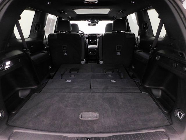 Used 2024 Jeep Grand Cherokee L Limited w/ Luxury Tech Group II image 19