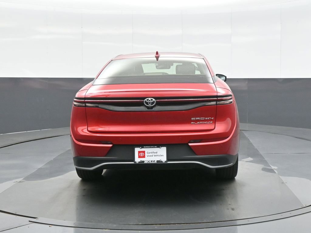 Certified 2024 Toyota Crown Platinum AWD/4WD image 8