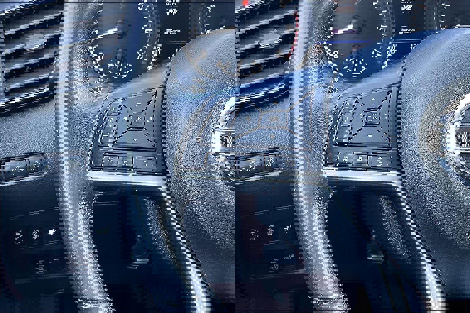 Used 2019 Nissan Rogue SV image 23