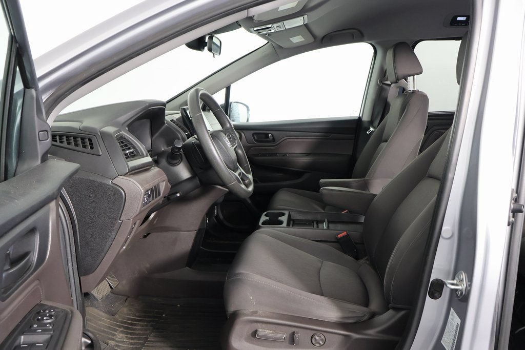 Used 2022 Honda Odyssey EX image 8