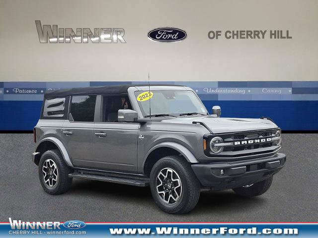 Certified 2022 Ford Bronco Outer Banks image 1
