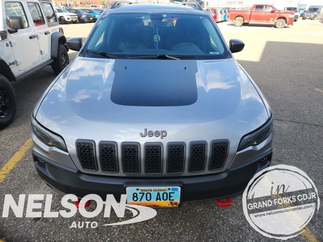 Used 2020 Jeep Cherokee Trailhawk w/ Cold Weather Group AWD/4WD image 1