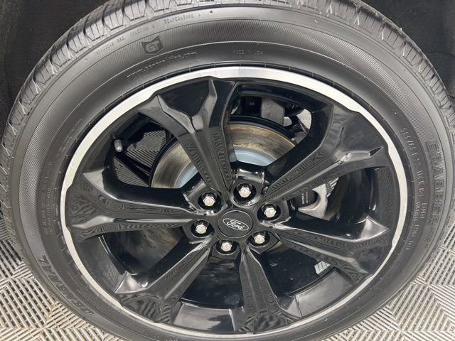 Used 2023 Ford Expedition Max Limited image 10