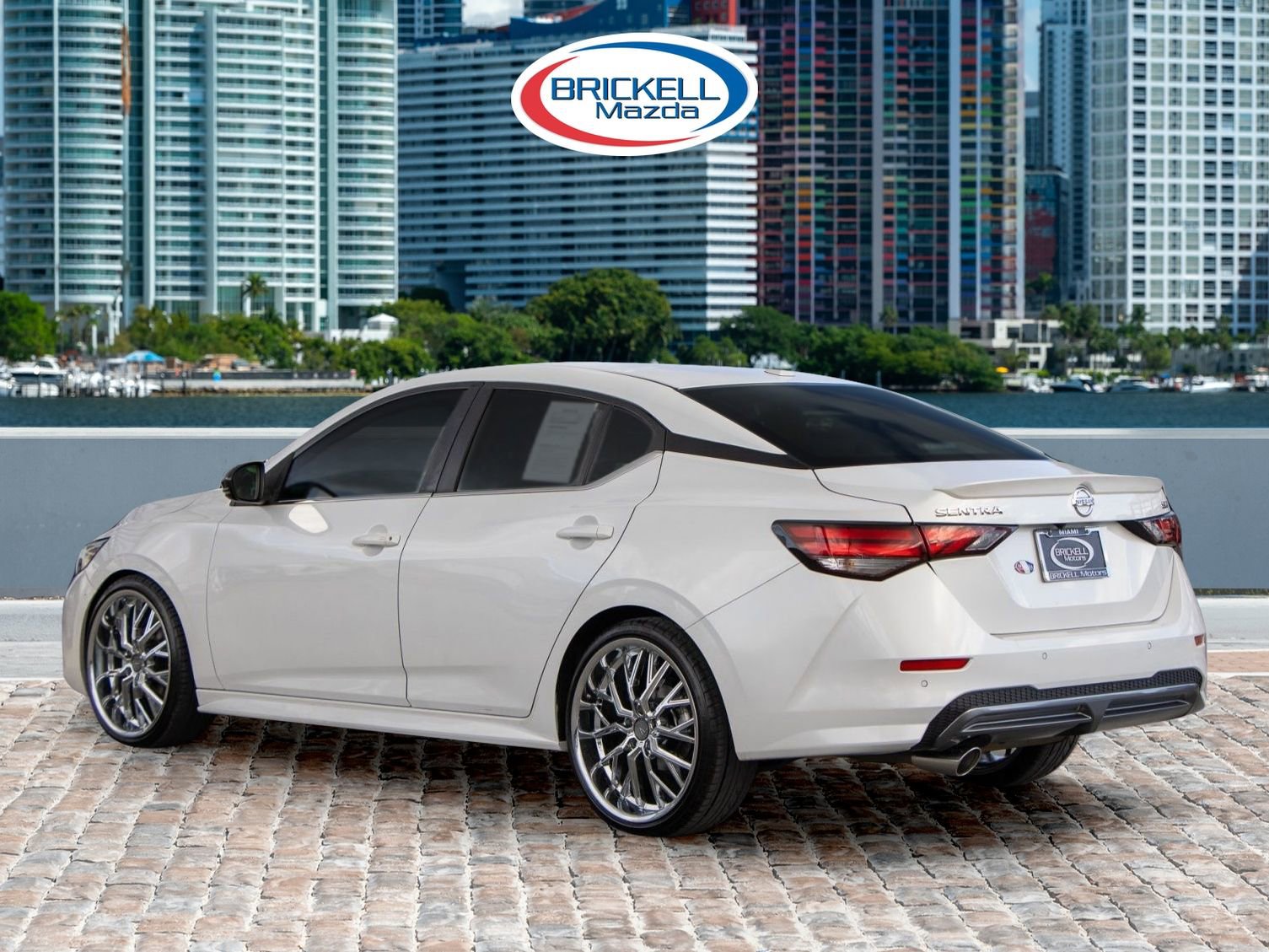 Used 2021 Nissan Sentra SR image 4