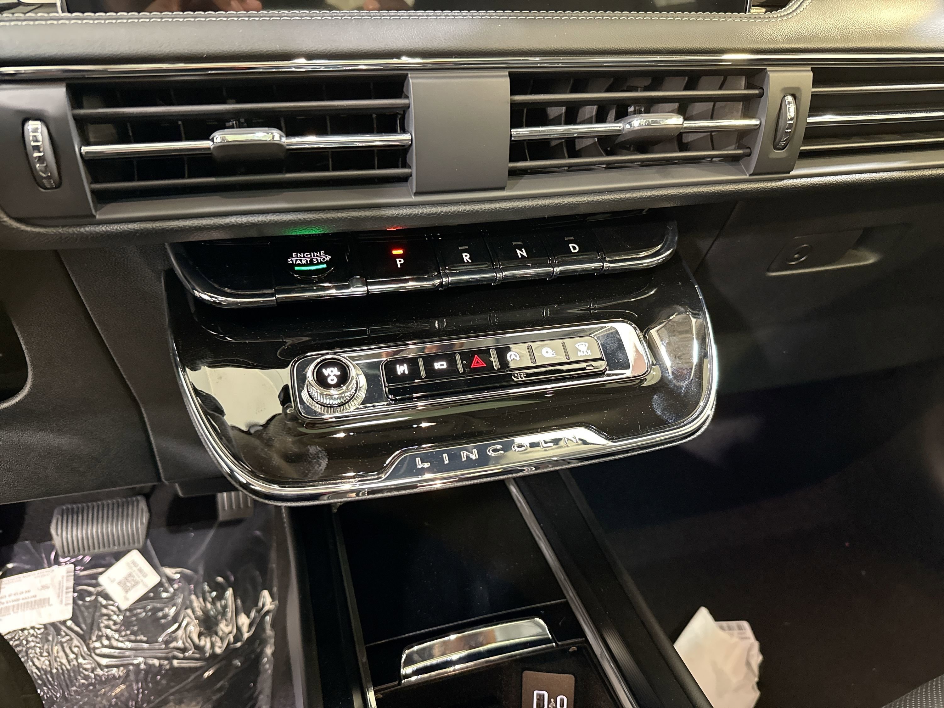 New 2026 Lincoln Corsair Reserve FWD image 21