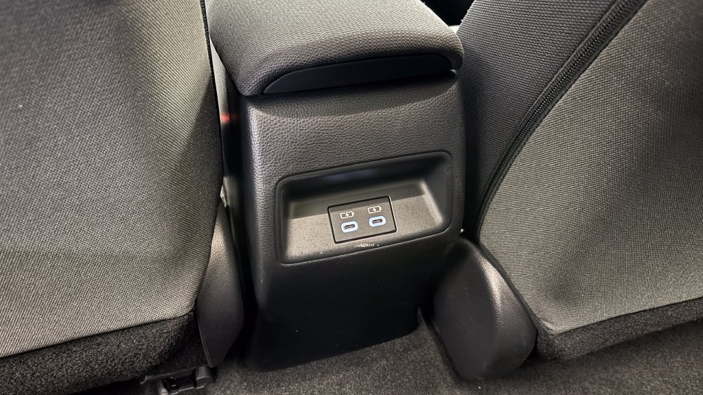 Used 2026 Toyota Corolla LE AWD/4WD image 27