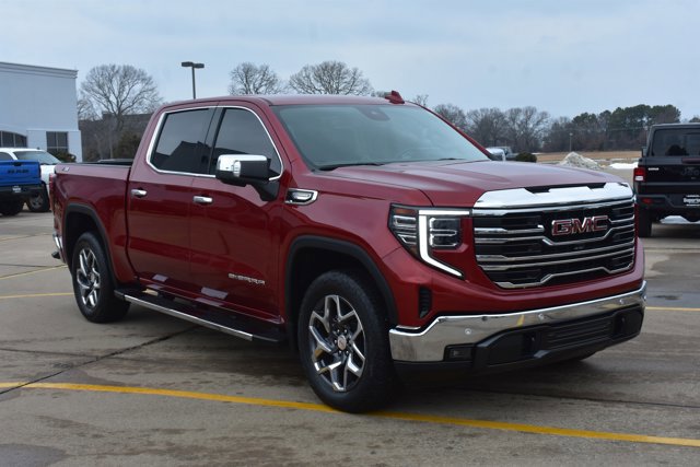 Used 2023 GMC Sierra 1500 SLT image 3