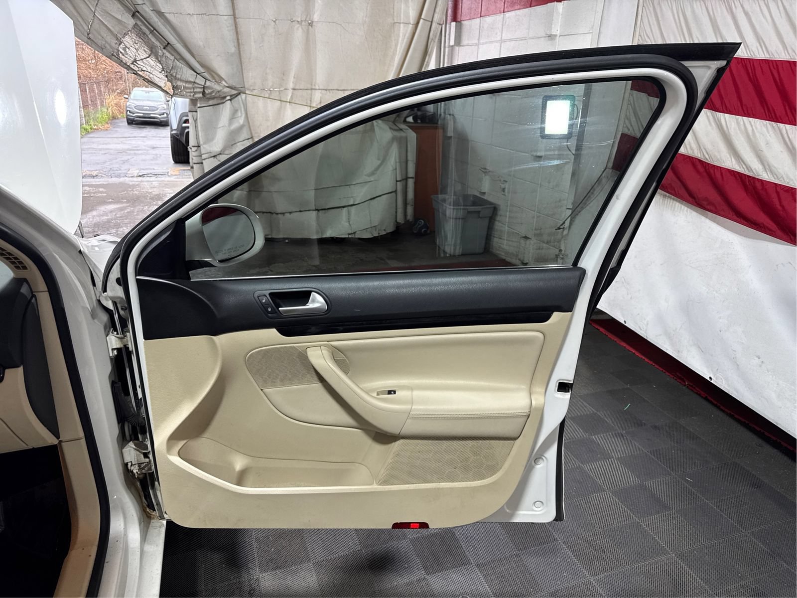Used 2013 Volkswagen Jetta TDI FWD image 21