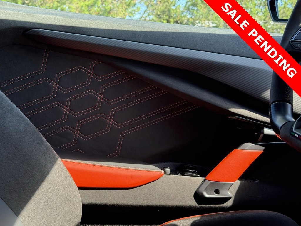 Used 2024 Lamborghini Revuelto image 41