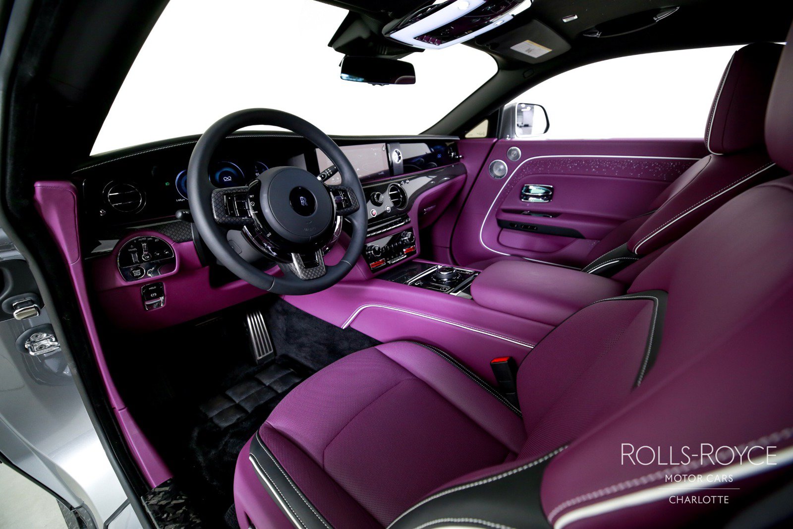 Used 2025 Rolls-Royce Spectre Black Badge AWD/4WD image 4