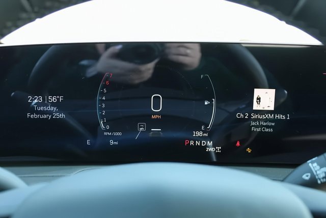 New 2025 Cadillac XT4 Premium Luxury w/ Cold Weather Package image 19